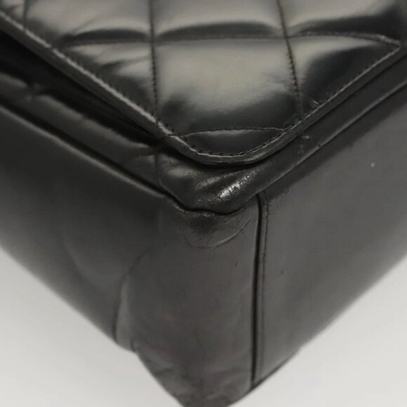 CHANEL Matelasse Chain Shoulder Bag Enamel Black Gold CC Auth 126363 - Picture 4 of 15